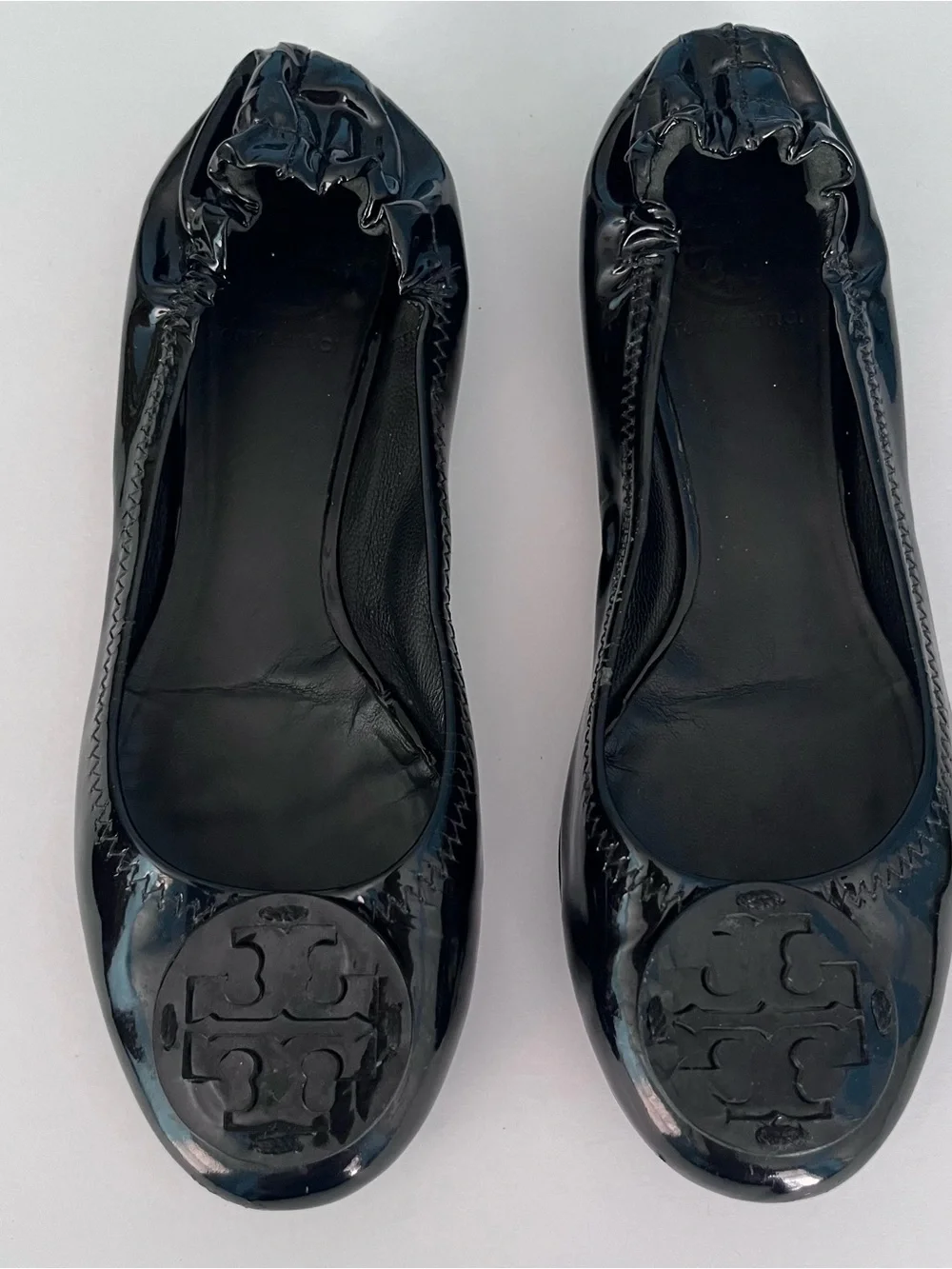 Tory Burch Patent Leather Ballet Flats in Black
